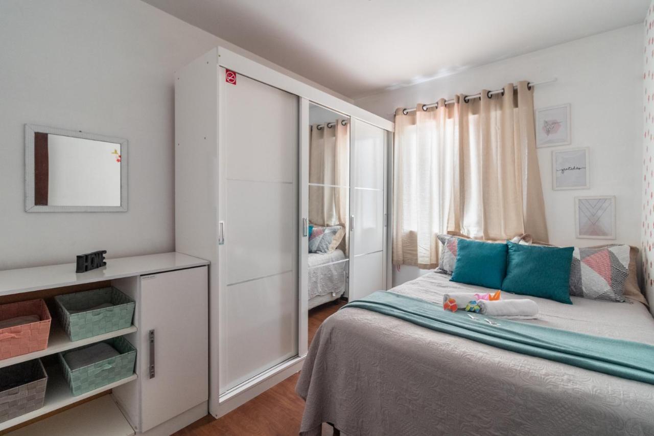 Family Space Curitiba/Vaga De Garagem Gratis エクステリア 写真