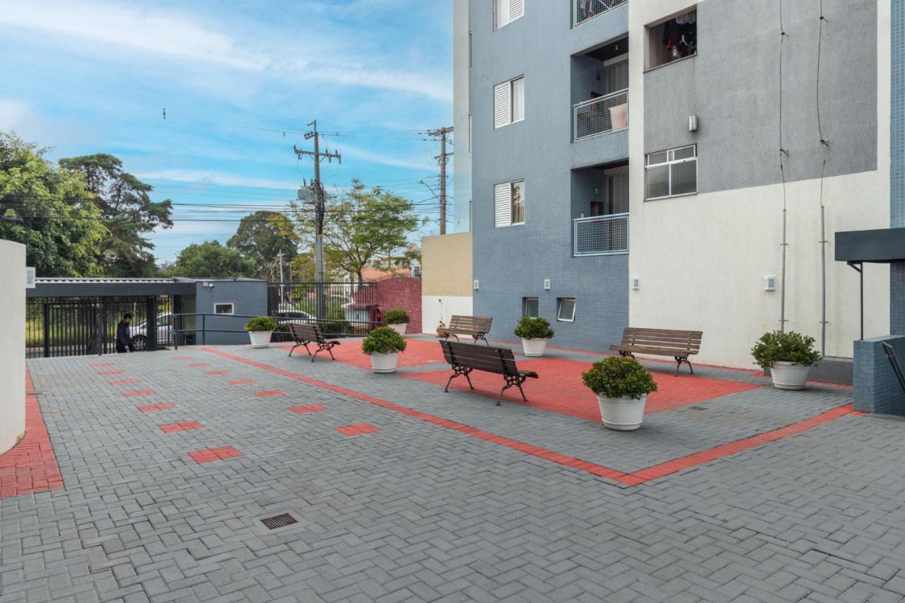 Family Space Curitiba/Vaga De Garagem Gratis エクステリア 写真